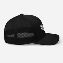 Load image into Gallery viewer, Dunnoutdoors Trucker Cap
