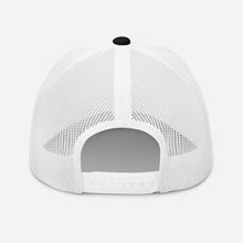 Load image into Gallery viewer, Dunnoutdoors Trucker Cap

