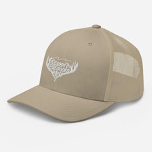 Load image into Gallery viewer, Dunnoutdoors Trucker Cap
