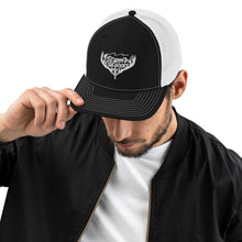 Load image into Gallery viewer, Dunnoutdoors Trucker Cap
